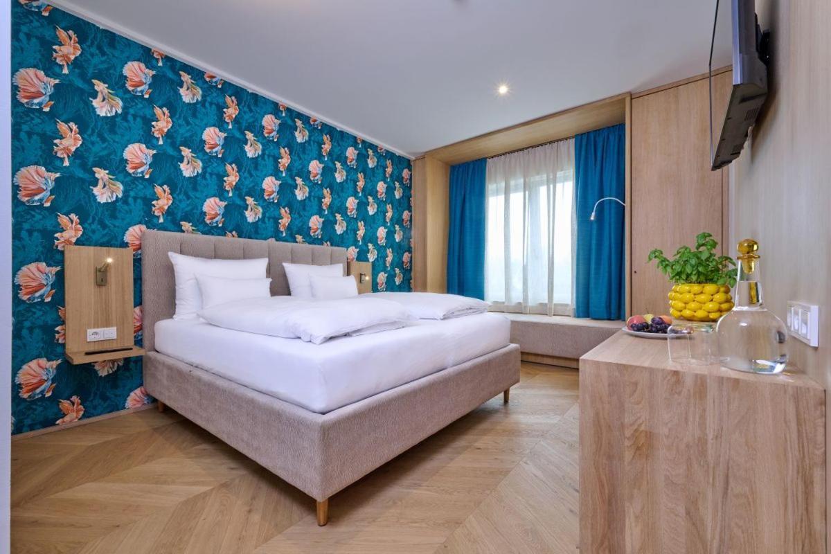 Hotel Der Einrichter Штраубинг Экстерьер фото
