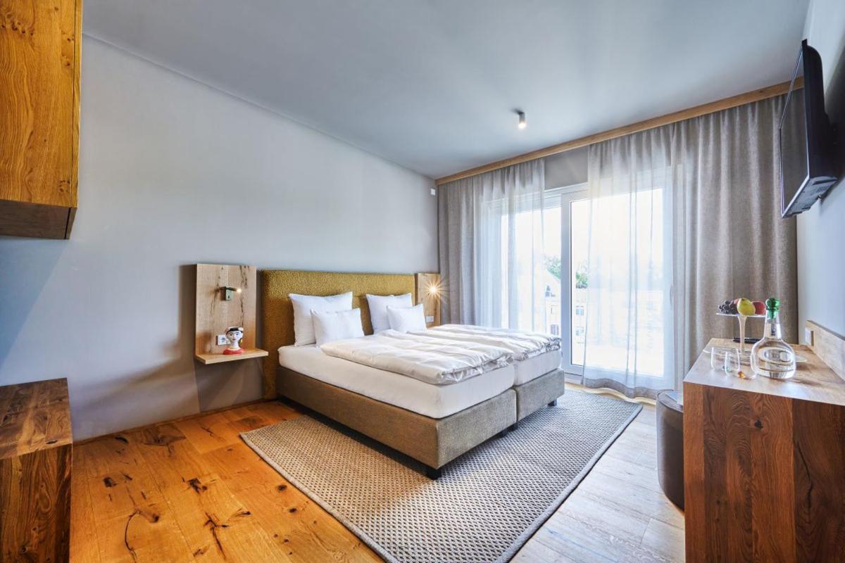 Hotel Der Einrichter Штраубинг Экстерьер фото