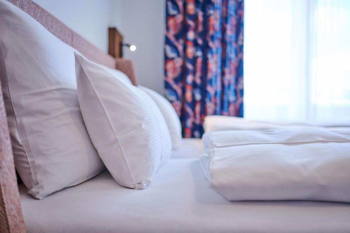 Hotel Der Einrichter Штраубинг Экстерьер фото