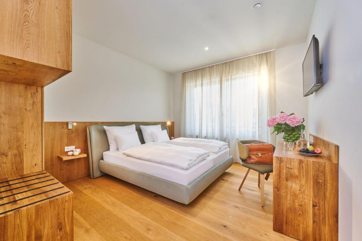 Hotel Der Einrichter Штраубинг Экстерьер фото